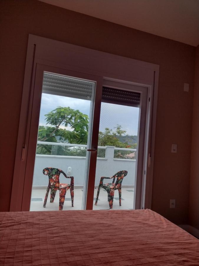 Casa Nova Confortavel E Aconchegante 加罗帕巴 外观 照片